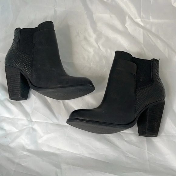 ALDO Western Snake Pattern Ankle Boots Black Genuine Leather Pull-On Size 6 - Picture 6 of 11